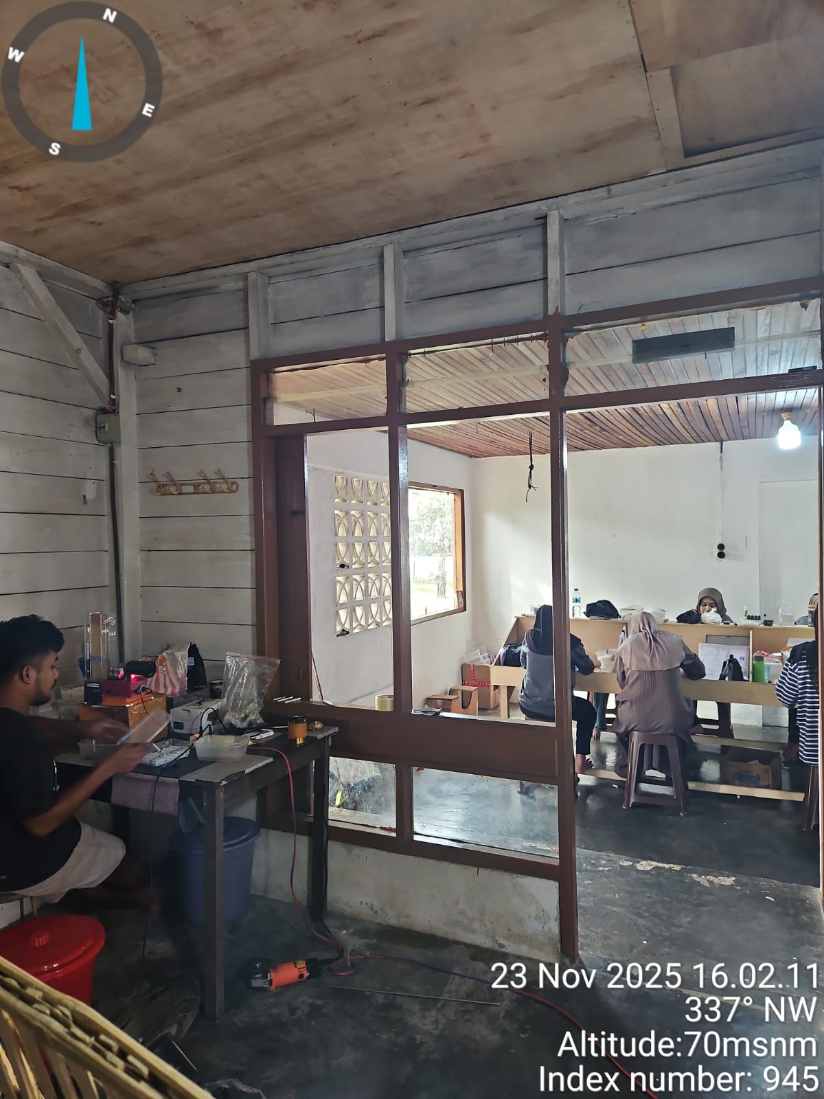 Dokumentasi Kegiatan Produksi dan Pengemasan Produk - 2