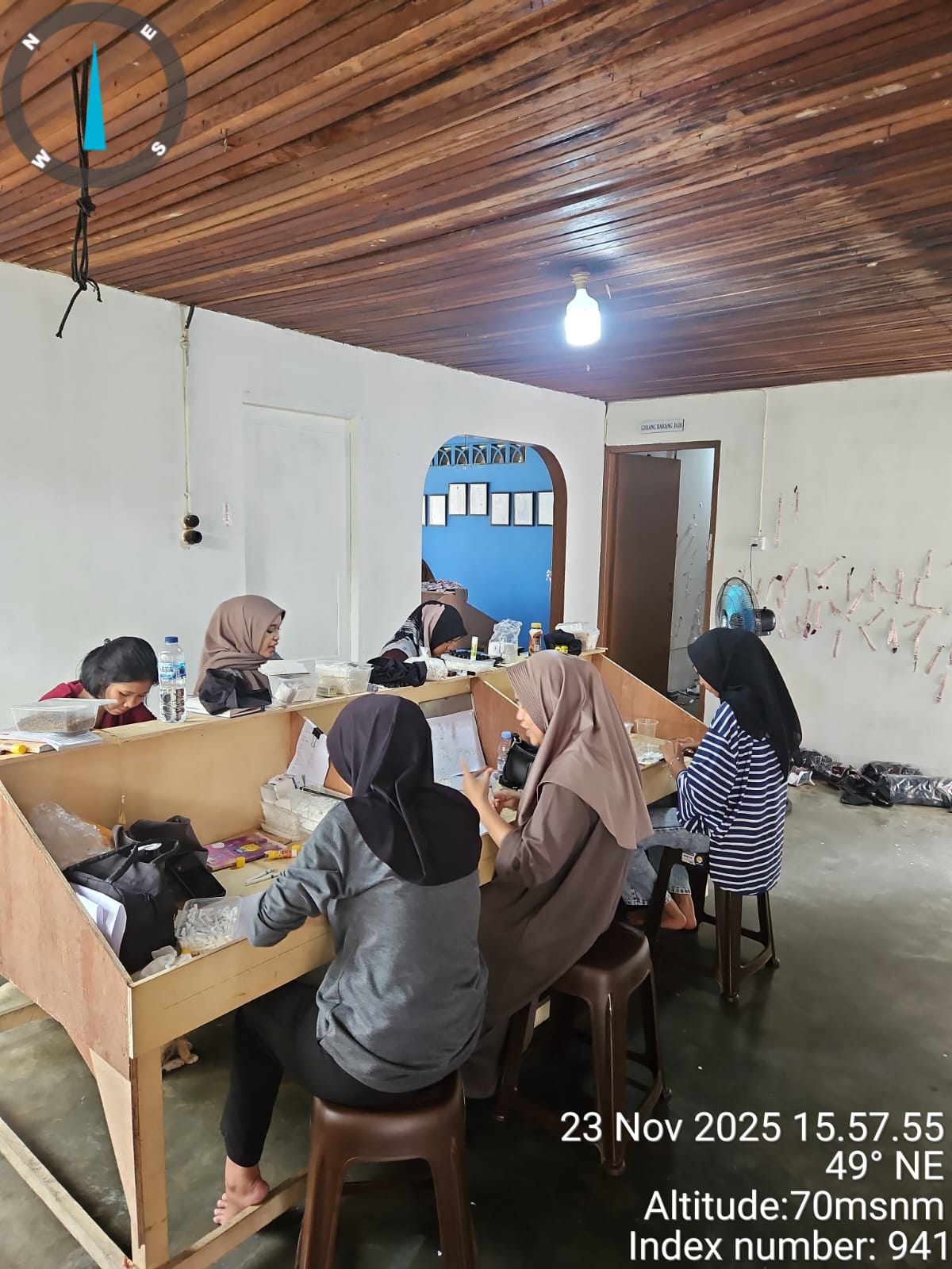 Dokumentasi Kegiatan Produksi dan Pengemasan Produk - 8