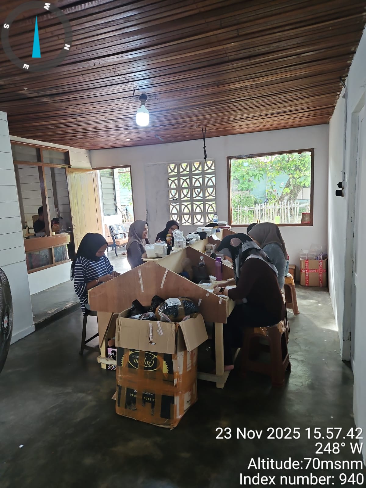 Dokumentasi Kegiatan Produksi dan Pengemasan Produk - 7