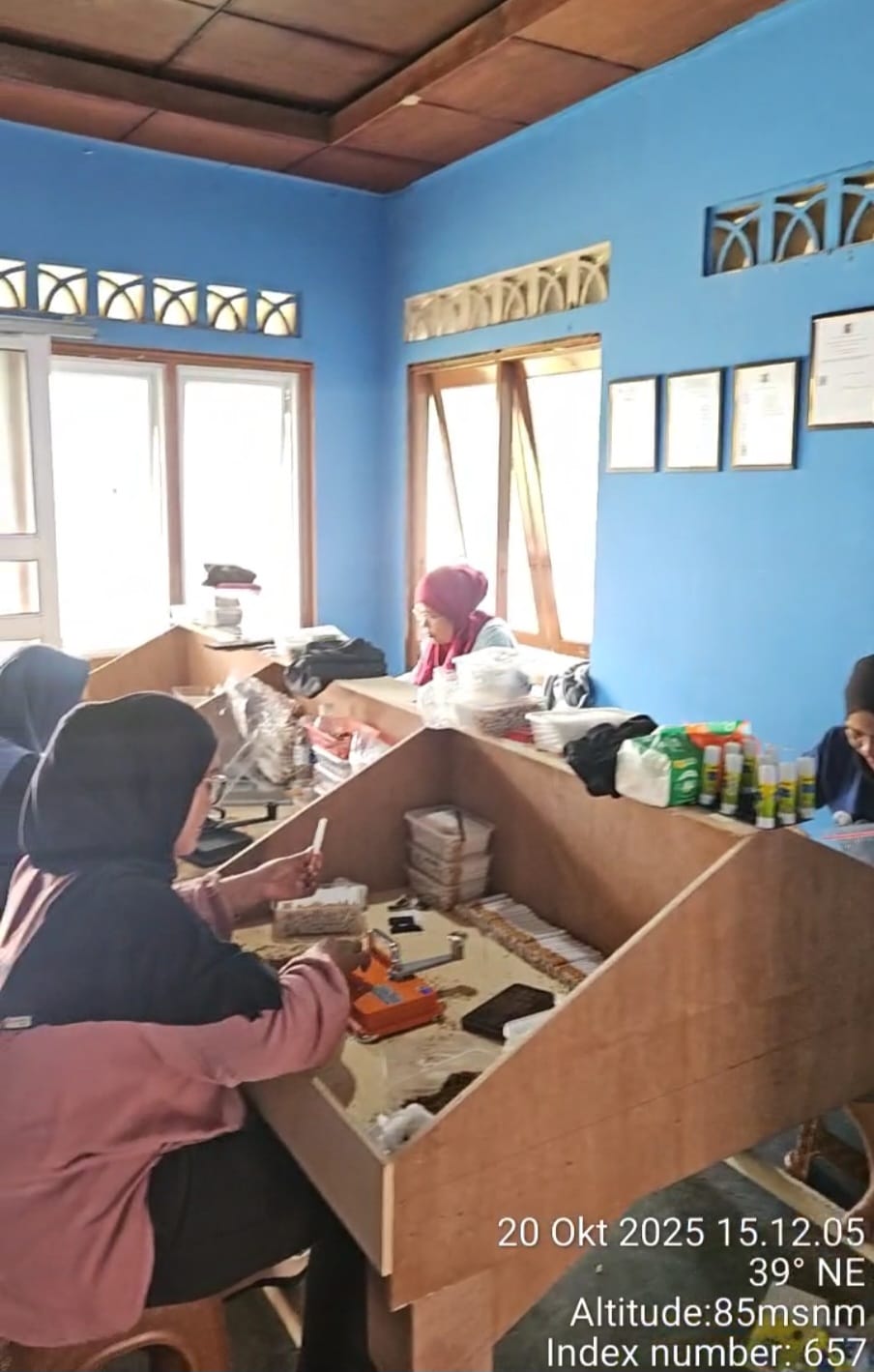 Dokumentasi Kegiatan Produksi, Pengemasan, dan Quality Control Produk - 2