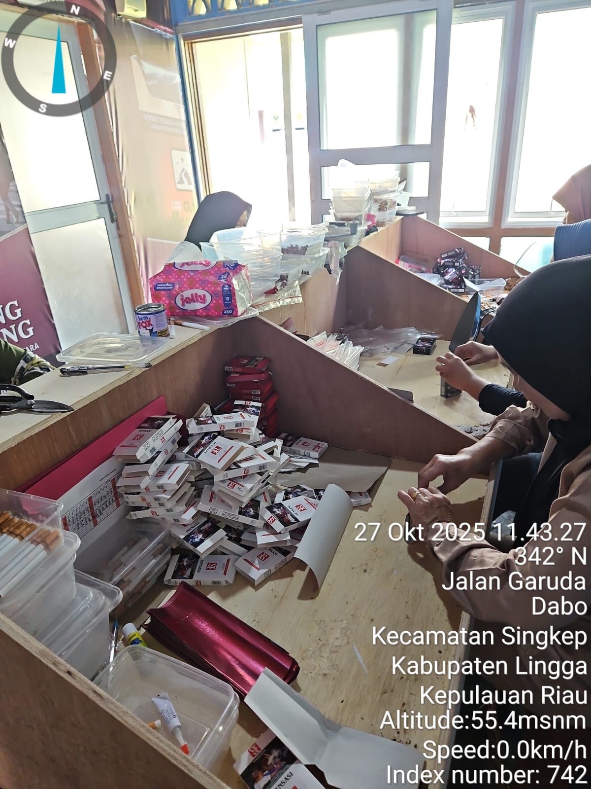 Dokumentasi Kegiatan Produksi, Pengemasan, dan Quality Control Produk - 5