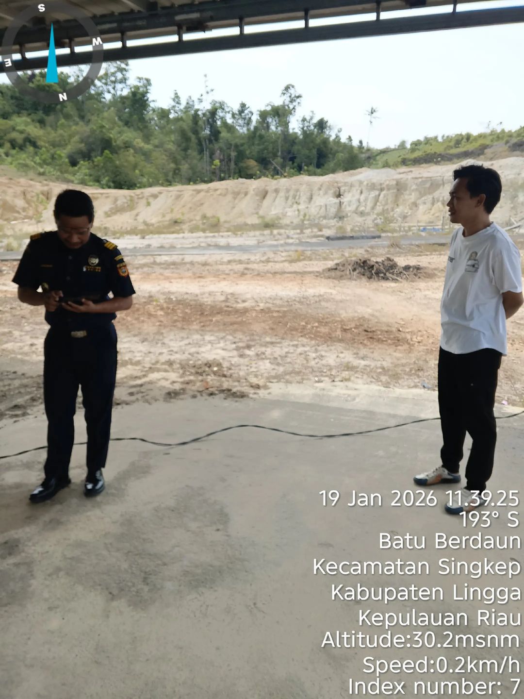 Bea dan Cukai Dabo Kembali Tinjau Kesiapan Lokasi Pabrik PT. Cabang Tiga Kretek di Harsbay